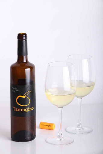 Vinos originales que tal vez no conozcas - Vino de naranja